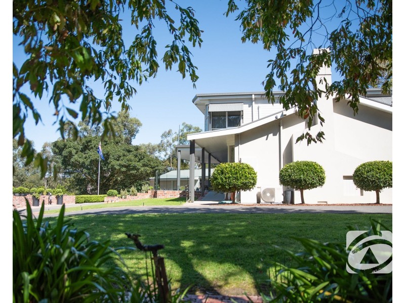 443 Army Road, Pakenham VIC 3810