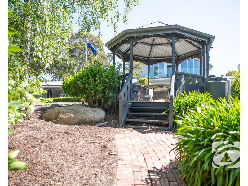 443 Army Road, Pakenham VIC 3810