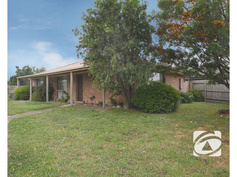 44 Cameron Way, Pakenham VIC 3810