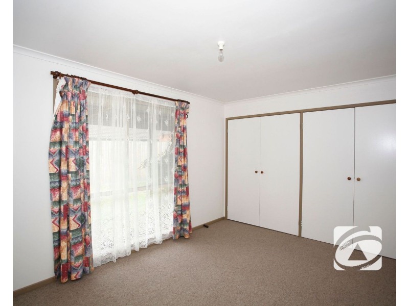 44 Cameron Way, Pakenham VIC 3810