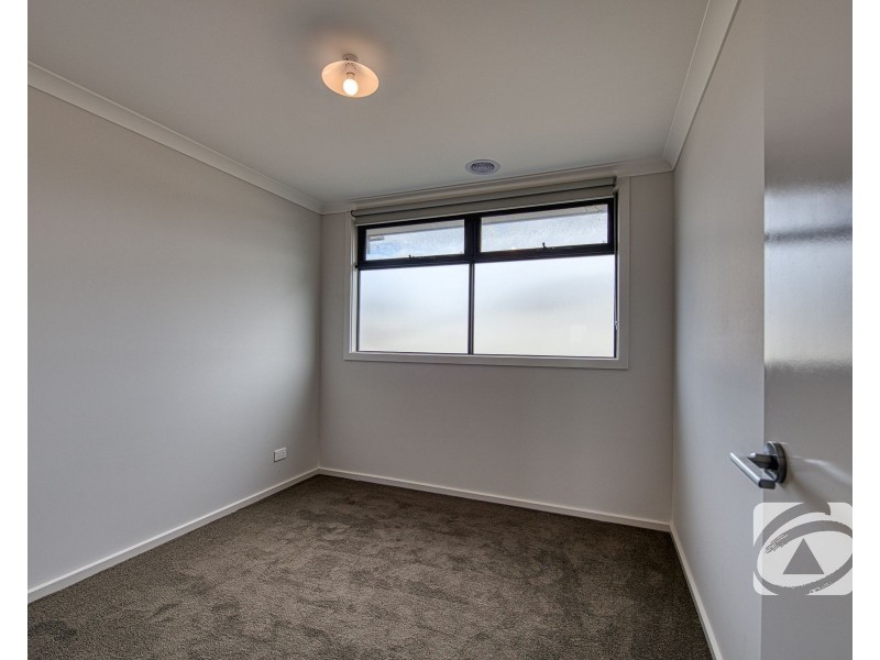 95 Everfair Crescent, Officer VIC 3809