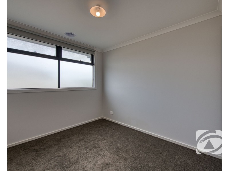 95 Everfair Crescent, Officer VIC 3809