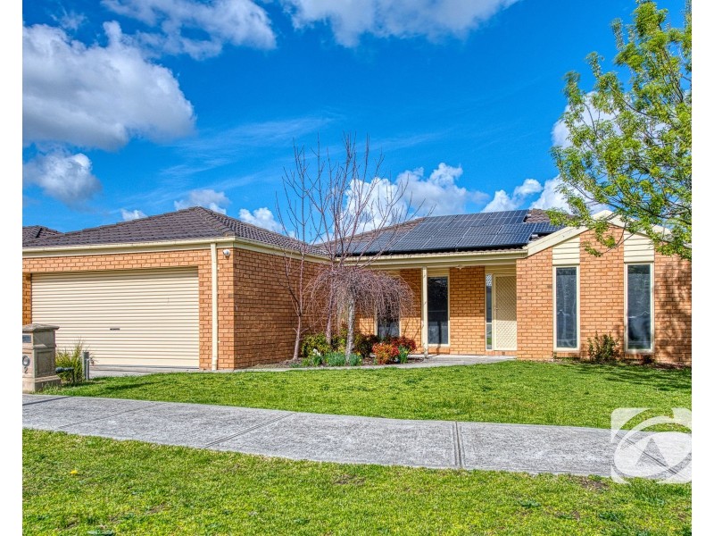2 Spencer Place, Pakenham VIC 3810