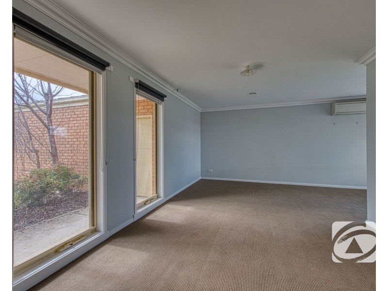 2 Spencer Place, Pakenham VIC 3810