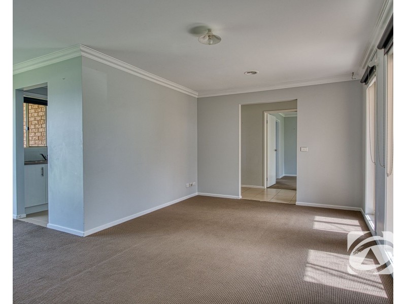 2 Spencer Place, Pakenham VIC 3810