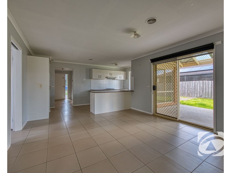 2 Spencer Place, Pakenham VIC 3810