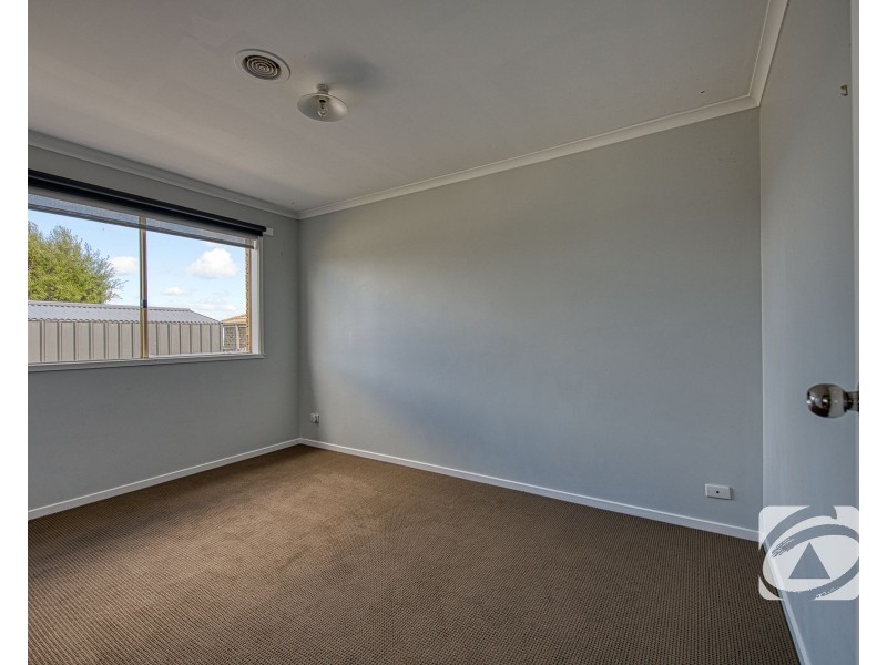 2 Spencer Place, Pakenham VIC 3810