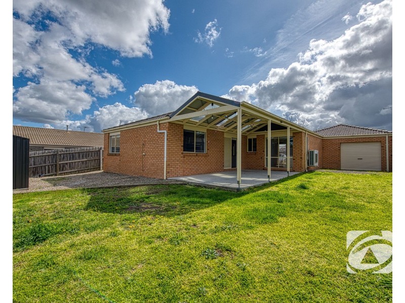 2 Spencer Place, Pakenham VIC 3810