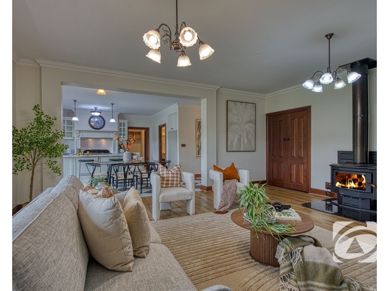 240 Brown Road, Pakenham VIC 3810