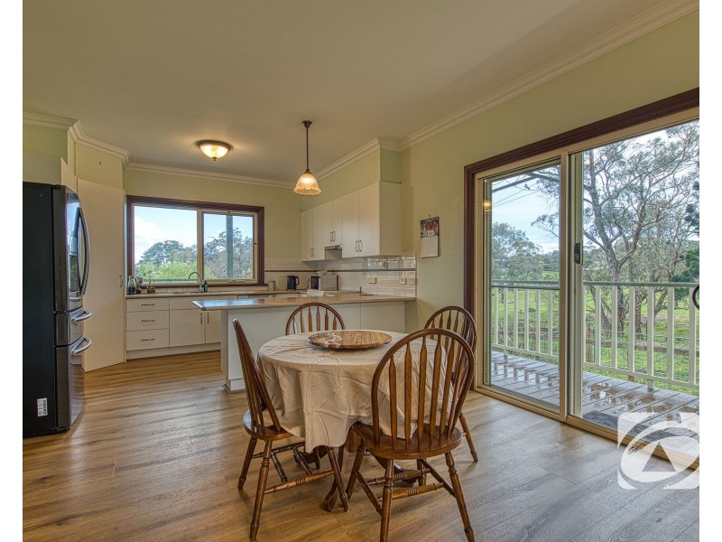 240 Brown Road, Pakenham VIC 3810