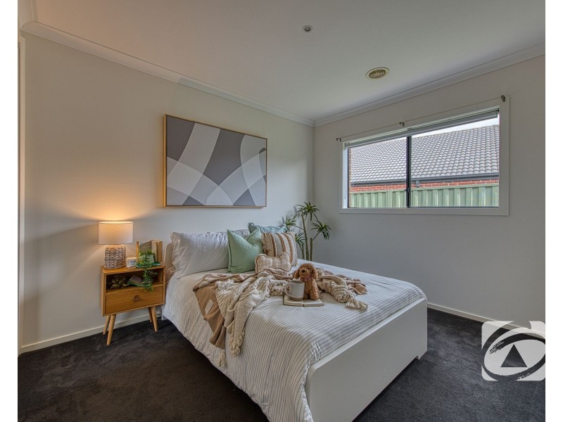 86 Dusseldorp Avenue, Pakenham VIC 3810