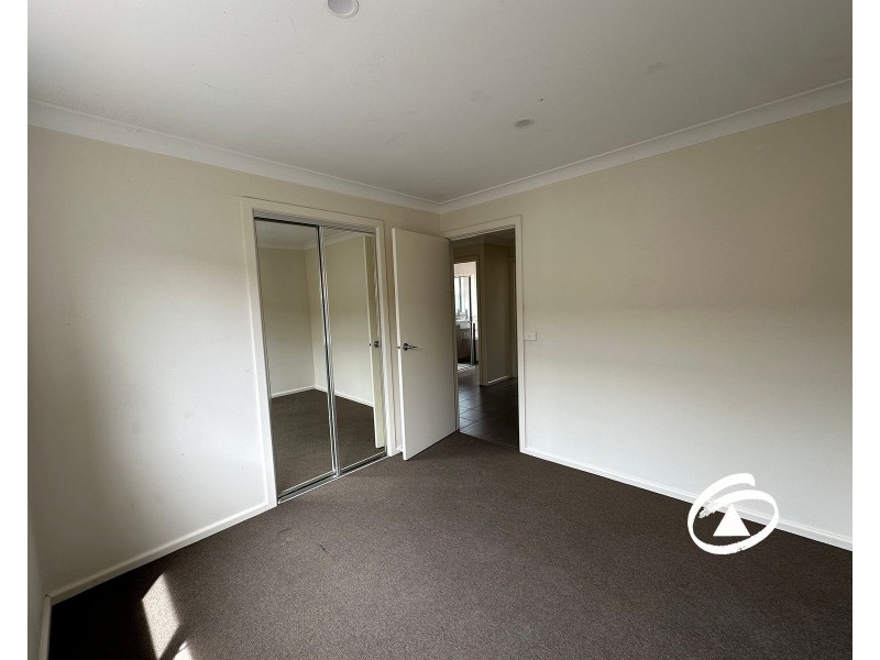 20 Seville Street, Pakenham VIC 3810