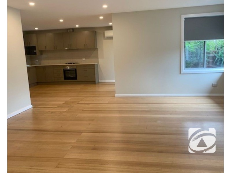 1 Wadsley Avenue, Pakenham VIC 3810