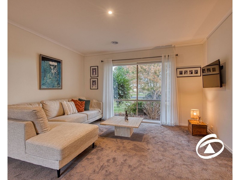 7 Heathdale Road, Narre Warren North VIC 3804