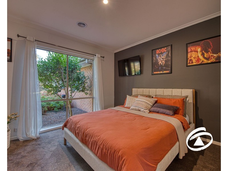 7 Heathdale Road, Narre Warren North VIC 3804