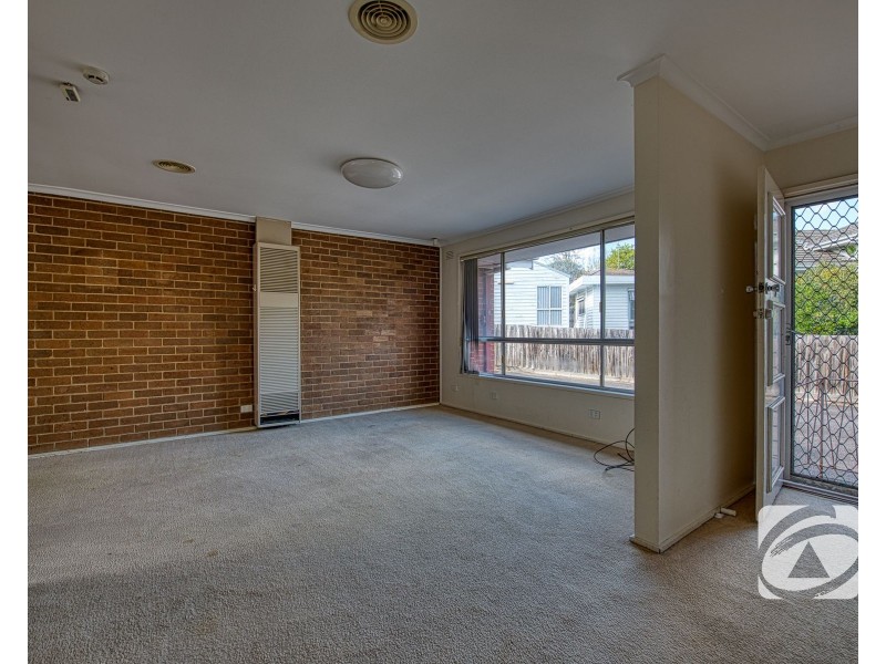 2 & 3/8 Wheeler Street, Berwick VIC 3806