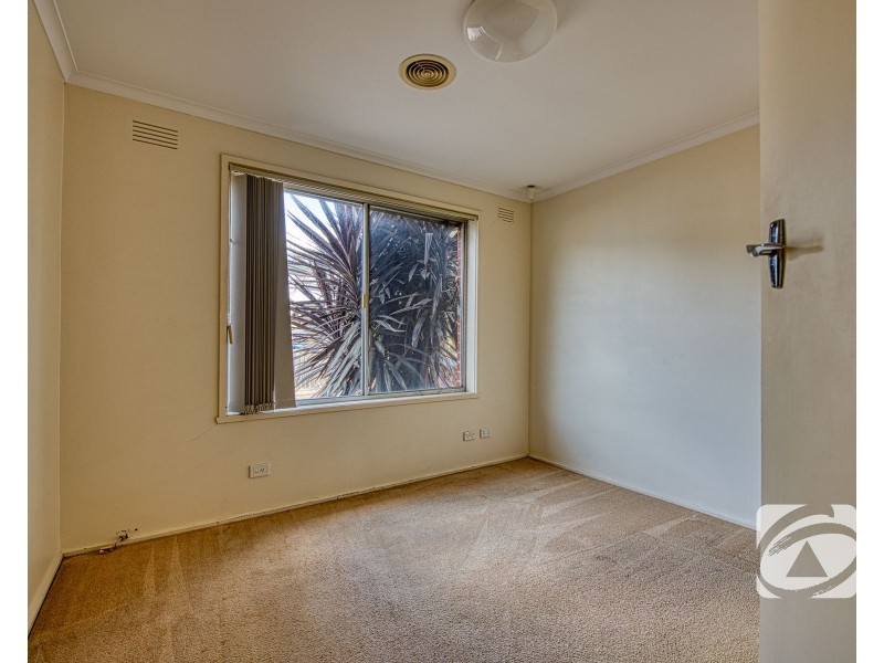 2 & 3/8 Wheeler Street, Berwick VIC 3806