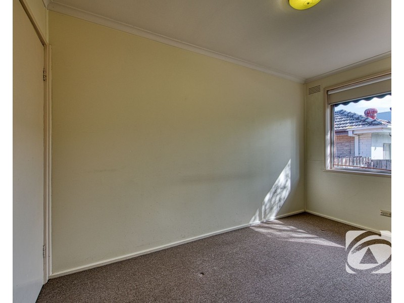 2 & 3/8 Wheeler Street, Berwick VIC 3806