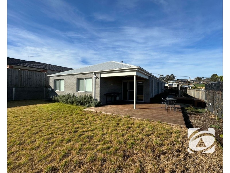 11 Tassel Drive, Warragul VIC 3820