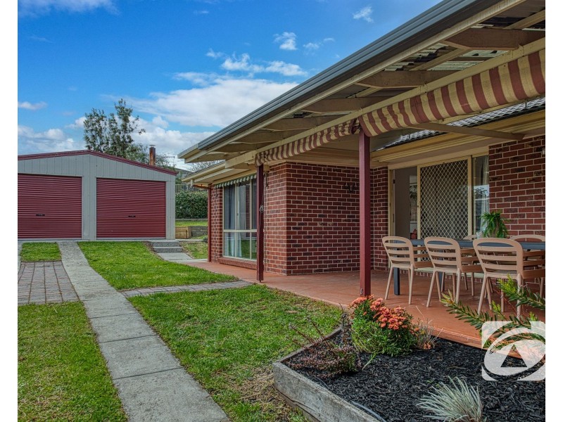 5 Clearview Court, Garfield VIC 3814