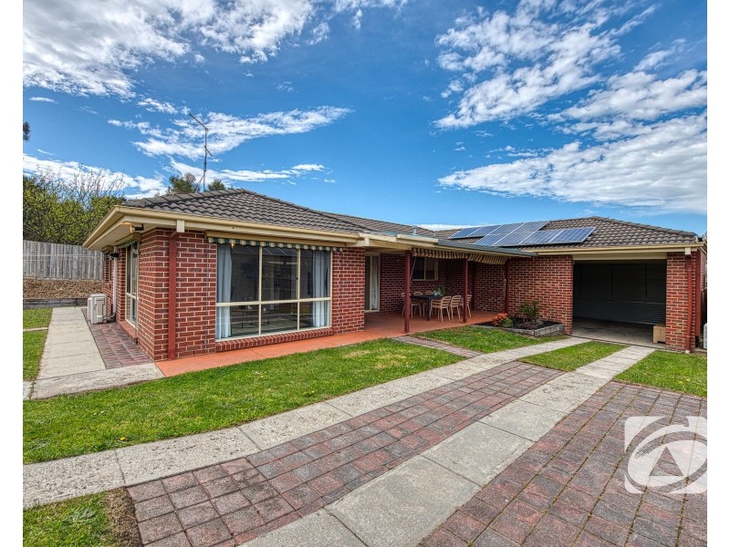 5 Clearview Court, Garfield VIC 3814