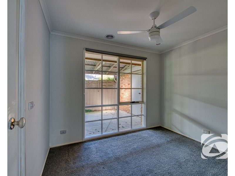 1/19 Main Street, Nar Nar Goon VIC 3812