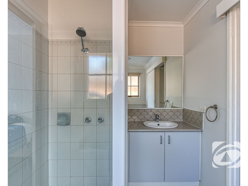 1/19 Main Street, Nar Nar Goon VIC 3812