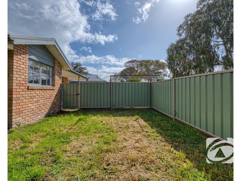 1/19 Main Street, Nar Nar Goon VIC 3812