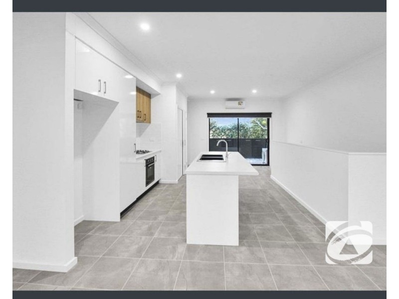 19 Sire Walk, Pakenham VIC 3810
