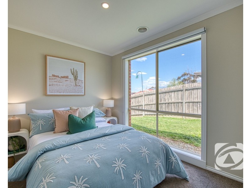 9 Torre Road, Pakenham VIC 3810