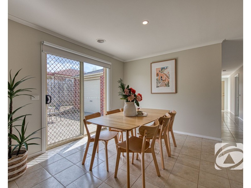 9 Torre Road, Pakenham VIC 3810