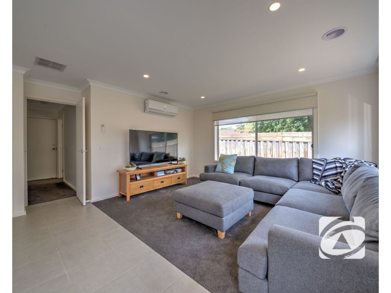 4/25 Abeckett Road, Bunyip VIC 3815