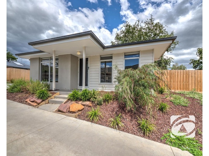 4/25 Abeckett Road, Bunyip VIC 3815