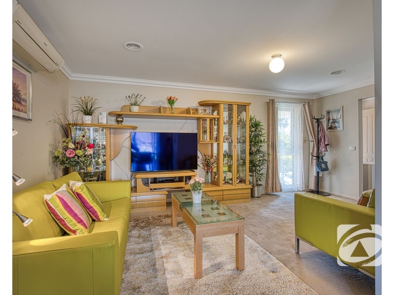 34 Parman Avenue, Pakenham VIC 3810