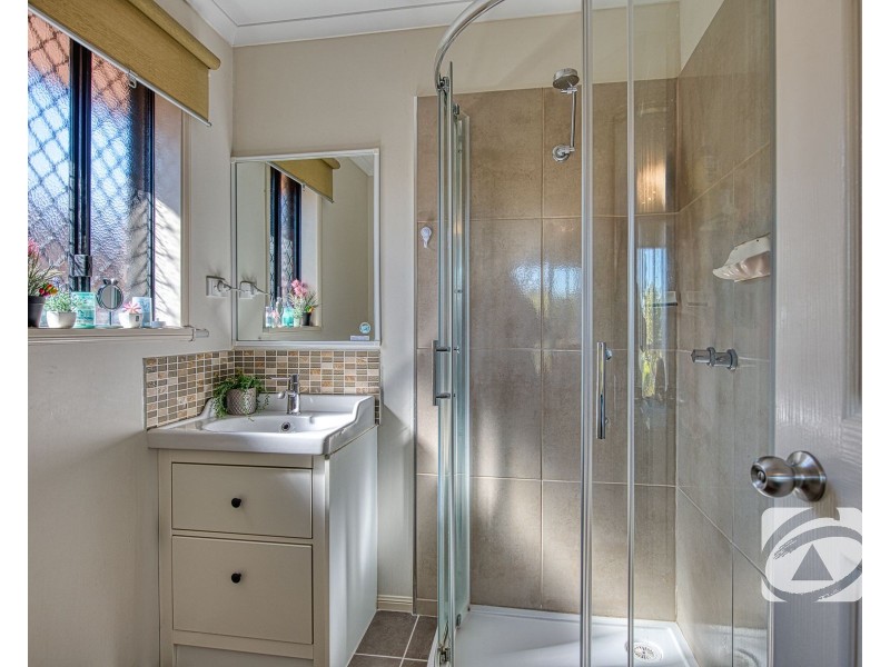 34 Parman Avenue, Pakenham VIC 3810