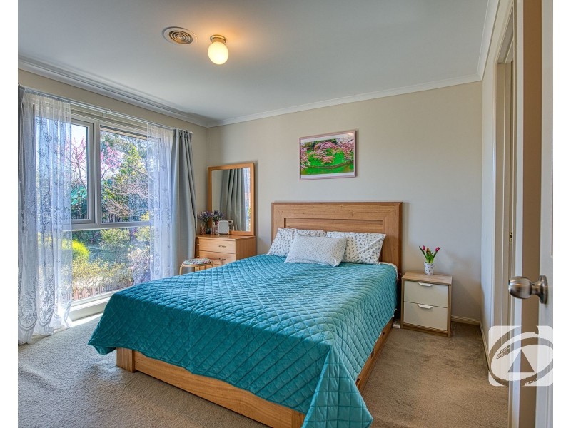 34 Parman Avenue, Pakenham VIC 3810