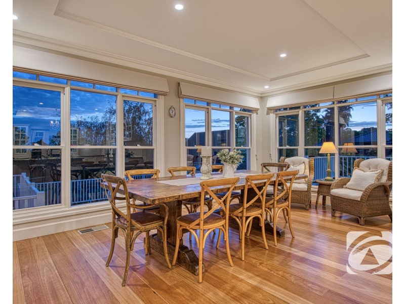 12 Farm Lane, Berwick VIC 3806