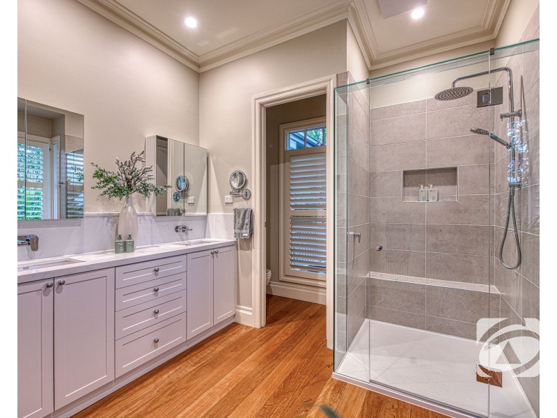 12 Farm Lane, Berwick VIC 3806