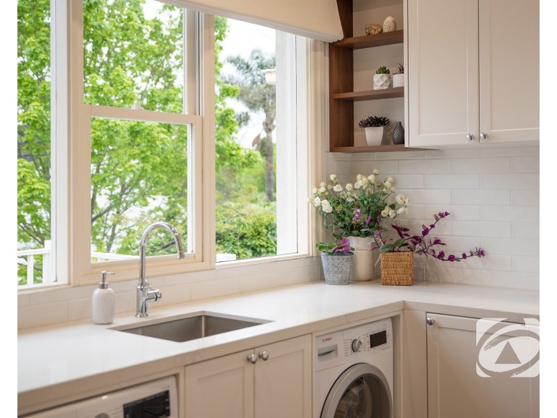 12 Farm Lane, Berwick VIC 3806