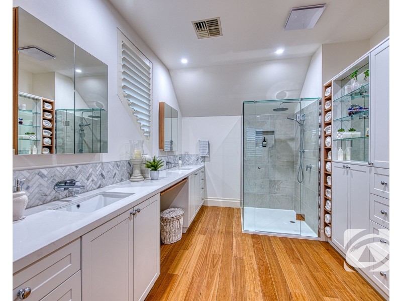 12 Farm Lane, Berwick VIC 3806