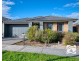 8 Sienna Way, Pakenham VIC 3810