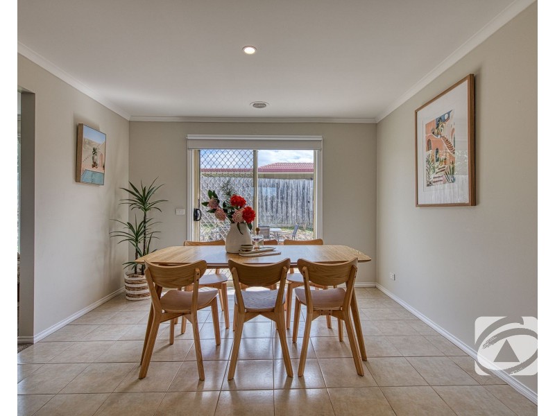 9 Torre Road, Pakenham VIC 3810