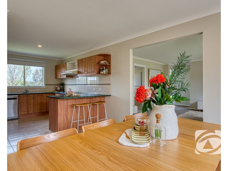 9 Torre Road, Pakenham VIC 3810