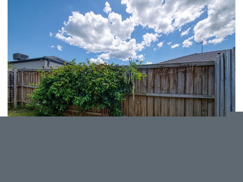 25 Biggs Drive, Officer VIC 3809