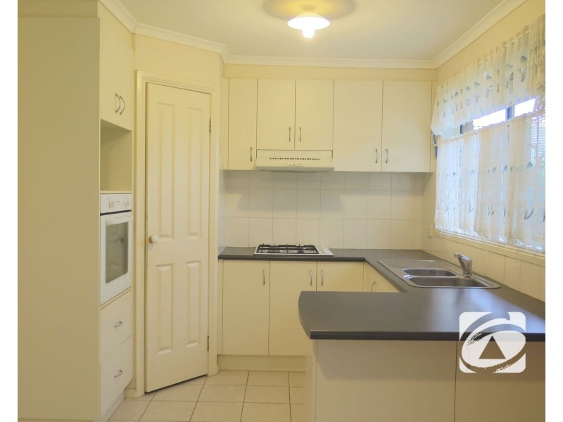 32 Silver Gum Drive, Pakenham VIC 3810