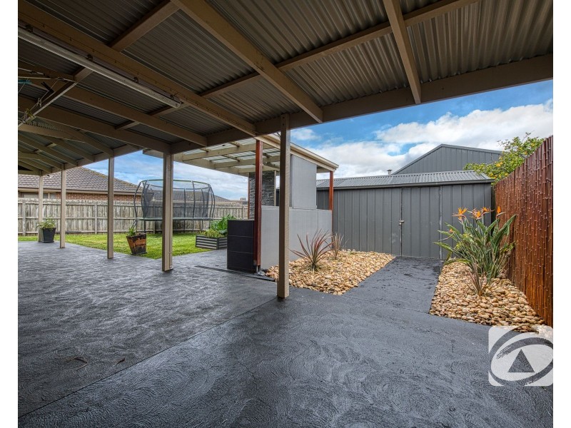 44 Bailey Boulevard, Koo Wee Rup VIC 3981