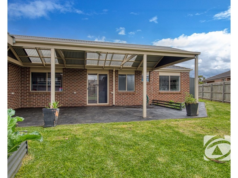 44 Bailey Boulevard, Koo Wee Rup VIC 3981