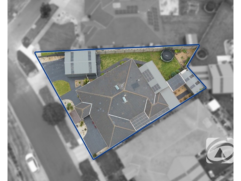 44 Bailey Boulevard, Koo Wee Rup VIC 3981