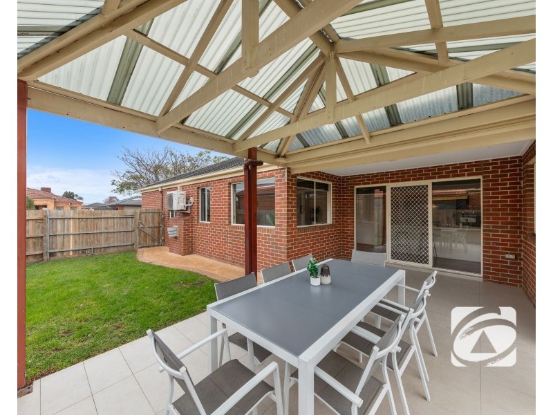 5 Watts Terrace, Pakenham VIC 3810