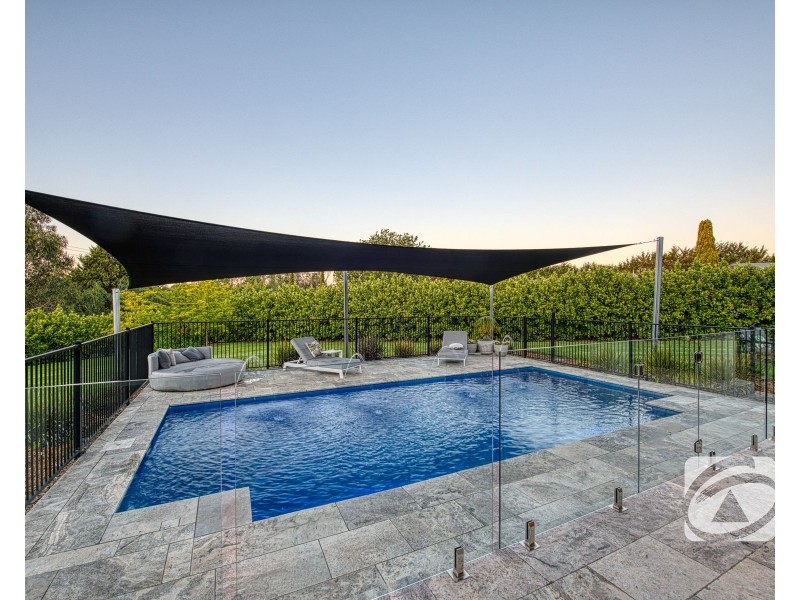 16B Meeking Drive, Pakenham VIC 3810